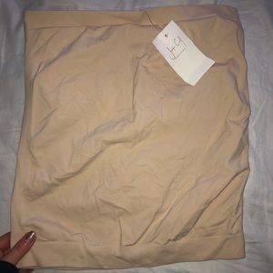 Bordeaux seamless nude/taupe tube top!